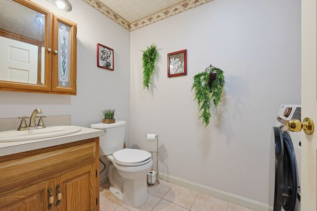 14 Anderson Way 14, Malden, MA 02148