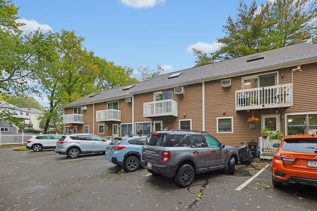 14 Anderson Way 14, Malden, MA 02148