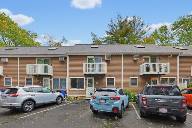 14 Anderson Way 14, Malden, MA 02148
