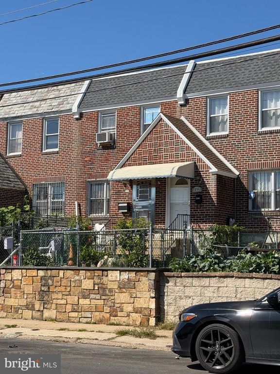 7256 LARGE ST, PHILADELPHIA, PA 19149 — exterior