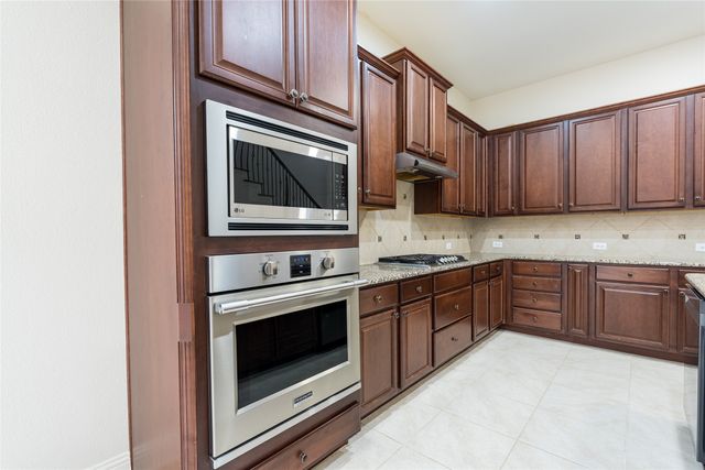 10909 Blake Gardens, Mckinney, TX 75072