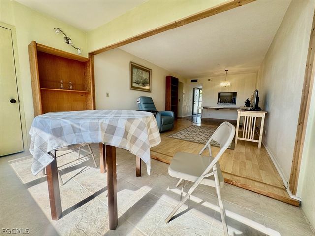 1724 Pine Valley DR 308, Fort Myers, FL 33907