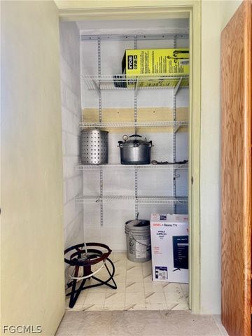 1724 Pine Valley DR 308, Fort Myers, FL 33907