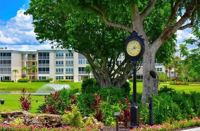 1724 Pine Valley DR 308, Fort Myers, FL 33907