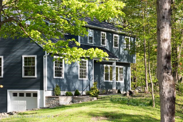 41 Meddaugh Road, Pleasant Valley, NY 12569