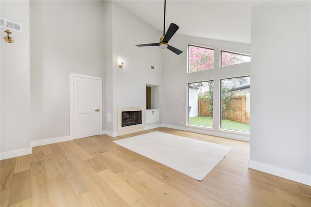 12002 S Circle Drive, Houston, TX 77071