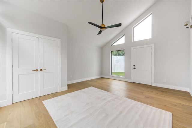 12002 S Circle Drive, Houston, TX 77071