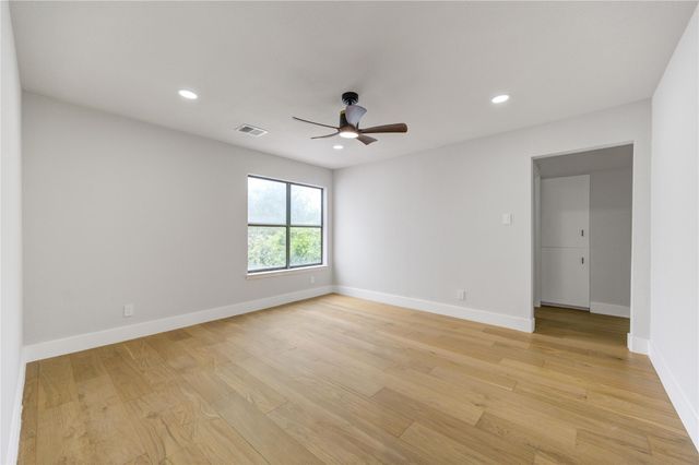 12002 S Circle Drive, Houston, TX 77071