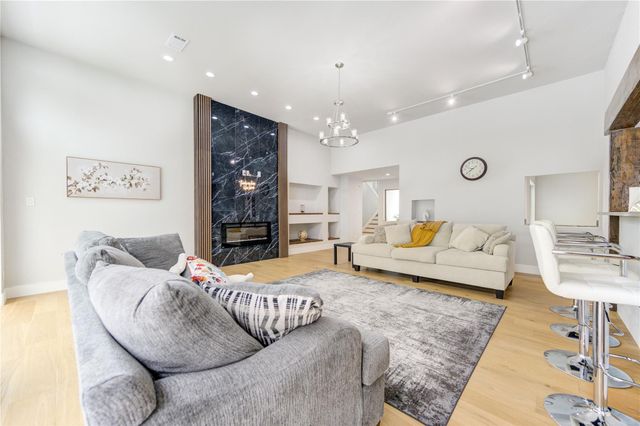 12002 S Circle Drive, Houston, TX 77071