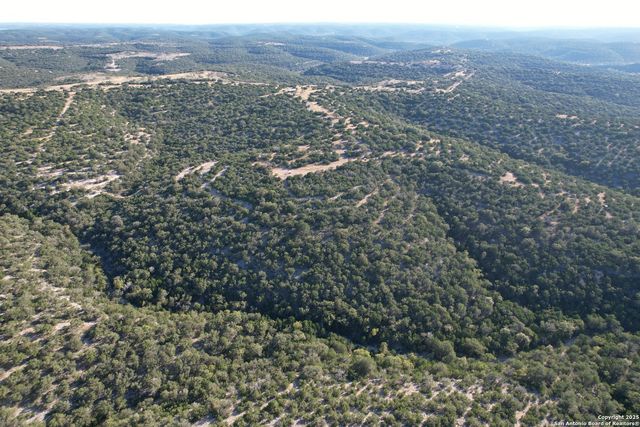 840 sd 23040, Rocksprings, TX 78880