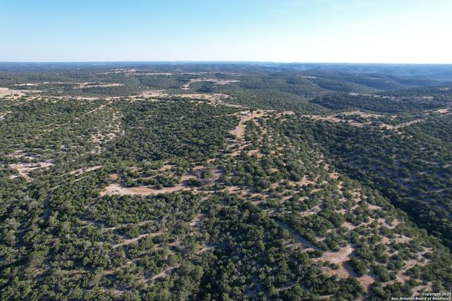 840 sd 23040, Rocksprings, TX 78880