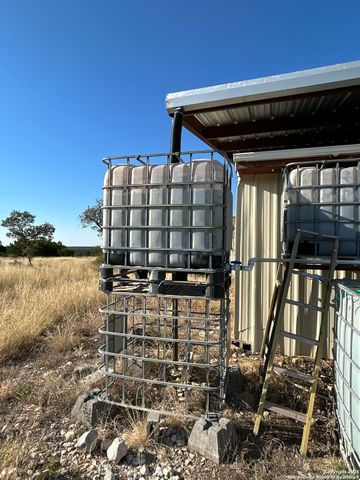 840 sd 23040, Rocksprings, TX 78880