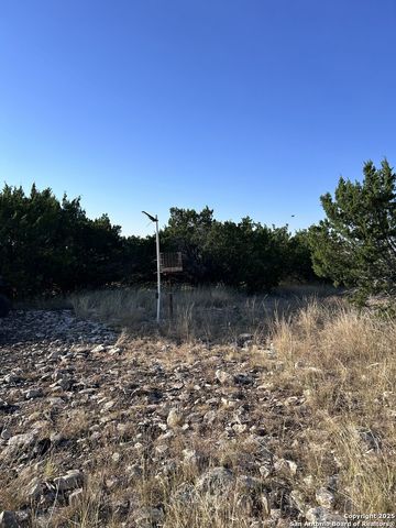 840 sd 23040, Rocksprings, TX 78880