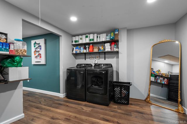 19 Corvette Road, Selden, NY 11784