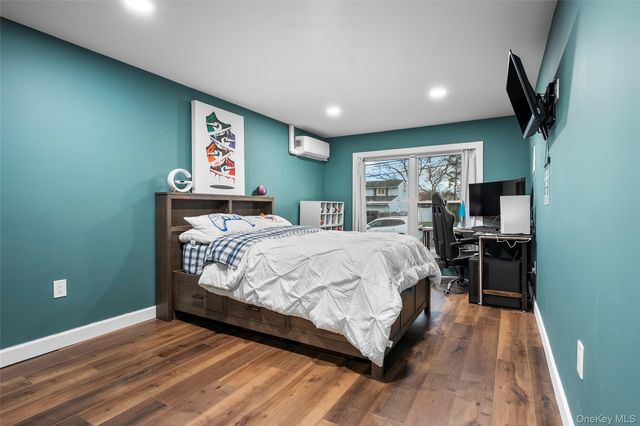 19 Corvette Road, Selden, NY 11784