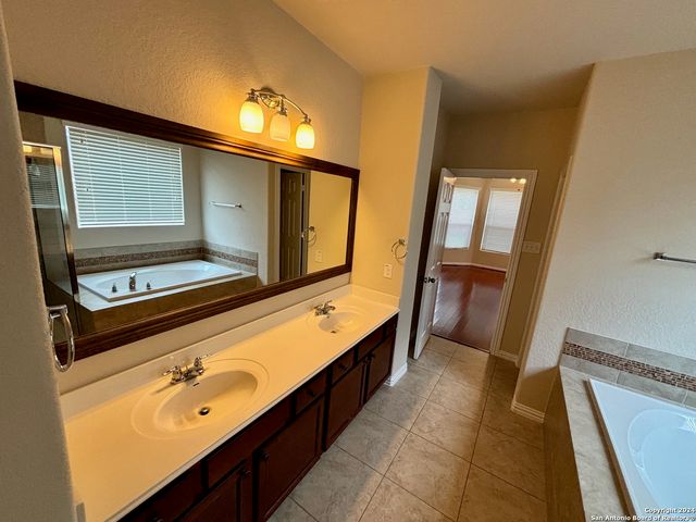 2114 Baltic Stream, San Antonio, TX 78251