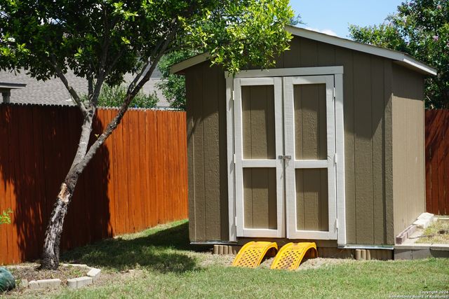 2114 Baltic Stream, San Antonio, TX 78251