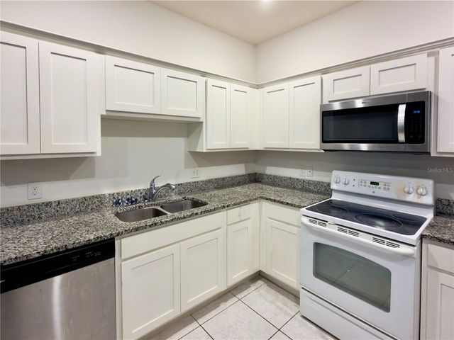 3139 AZOLLA STREET, Orlando, FL 32808