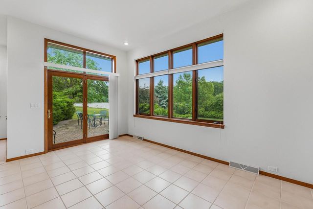 N8244 Ashberry AVENUE, Fond Du Lac, WI 54937