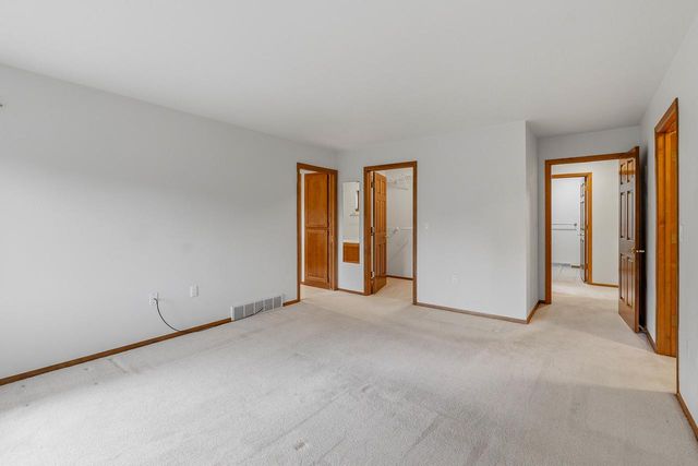 N8244 Ashberry AVENUE, Fond Du Lac, WI 54937