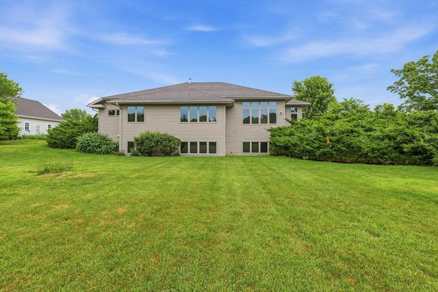 N8244 Ashberry AVENUE, Fond Du Lac, WI 54937