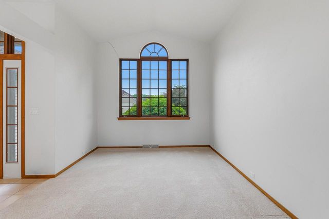 N8244 Ashberry AVENUE, Fond Du Lac, WI 54937