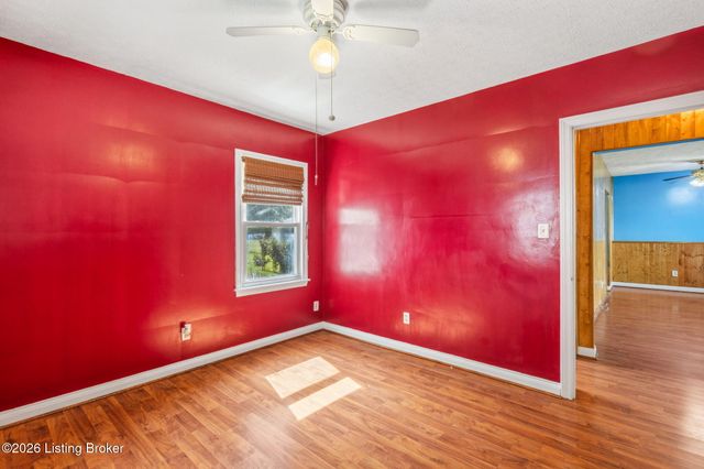 10317 Grafton Hall Rd, Louisville, KY 40272