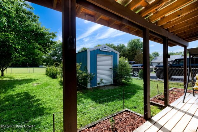 10317 Grafton Hall Rd, Louisville, KY 40272