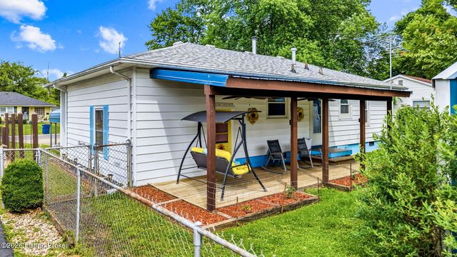 10317 Grafton Hall Rd, Louisville, KY 40272