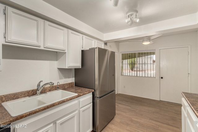 6 E Madrid Drive, Tucson, AZ 85704