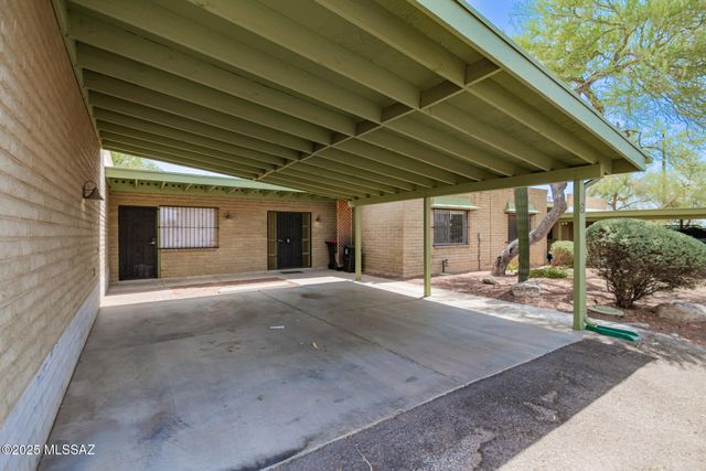 6 E Madrid Drive, Tucson, AZ 85704