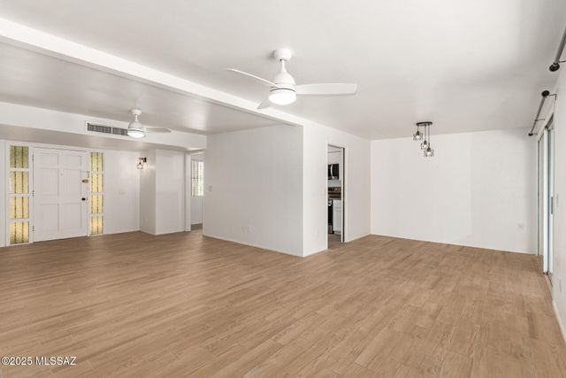 6 E Madrid Drive, Tucson, AZ 85704