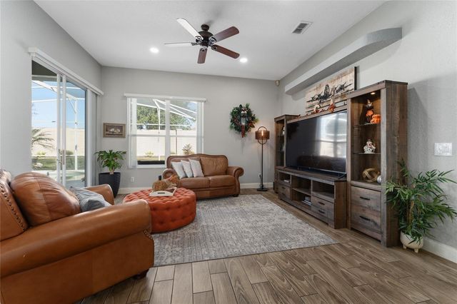 529 VIA DEL SOL DRIVE, Davenport, FL 33896