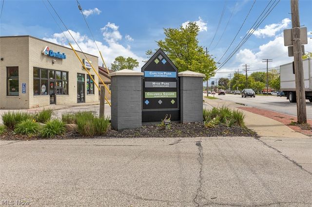 4310 Hyde Park 4, North Olmsted, OH 44070