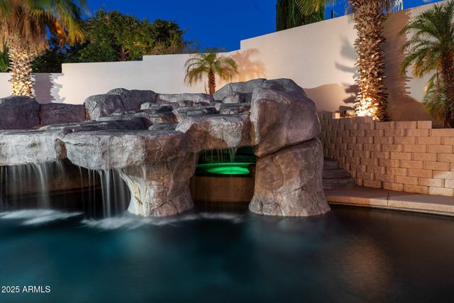 16417 S 23RD Way, Phoenix, AZ 85048