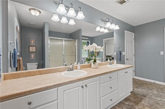 517 Annslee Lane, Loganville, GA 30052