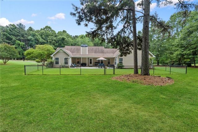 517 Annslee Lane, Loganville, GA 30052