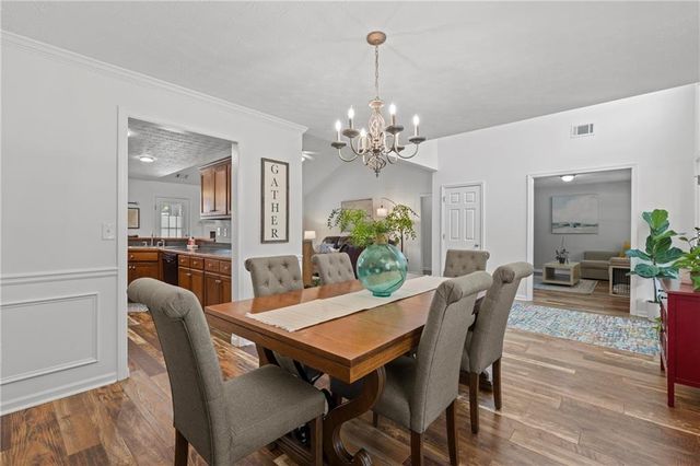 517 Annslee Lane, Loganville, GA 30052