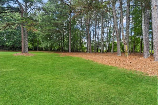 517 Annslee Lane, Loganville, GA 30052