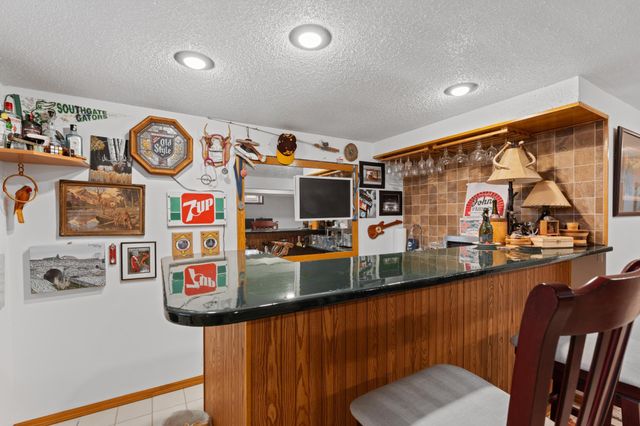 932 24th Street NW, Rochester, MN 55901