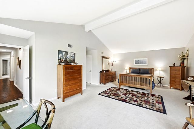 105 Melody ST, Lakeway, TX 78734