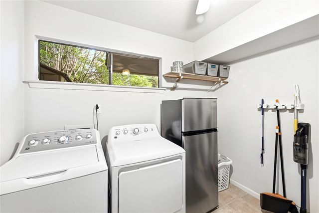 105 Melody ST, Lakeway, TX 78734