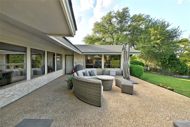 105 Melody ST, Lakeway, TX 78734