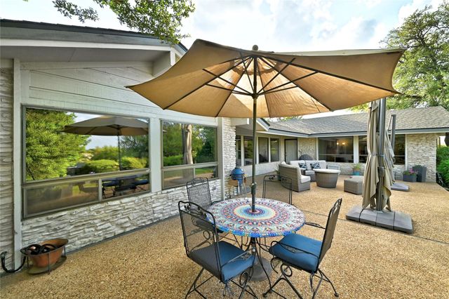 105 Melody ST, Lakeway, TX 78734