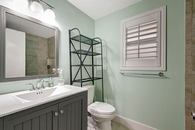 100 Venetian Drive 3, Delray Beach, FL 33483