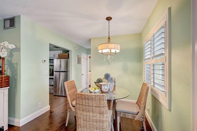 100 Venetian Drive 3, Delray Beach, FL 33483