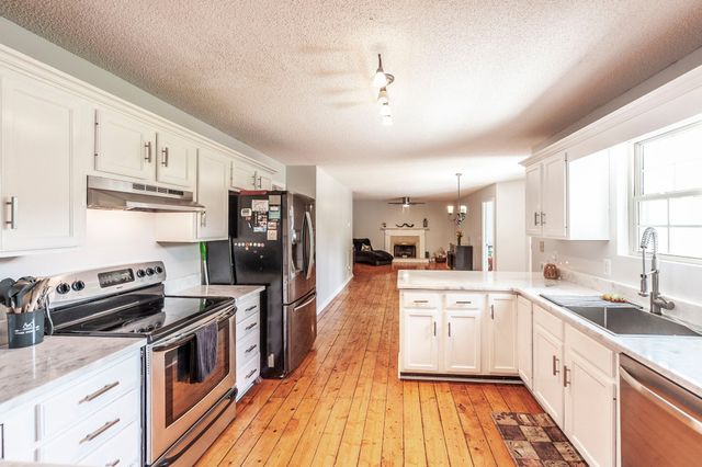 3538 Armstrong Rd, Springfield, TN 37172