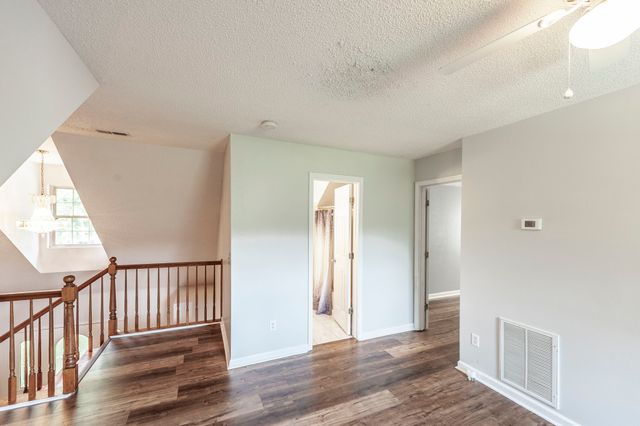 3538 Armstrong Rd, Springfield, TN 37172