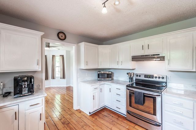 3538 Armstrong Rd, Springfield, TN 37172