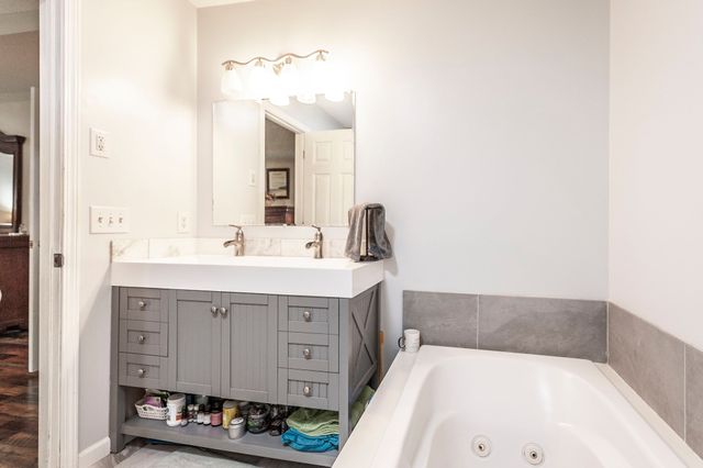 3538 Armstrong Rd, Springfield, TN 37172